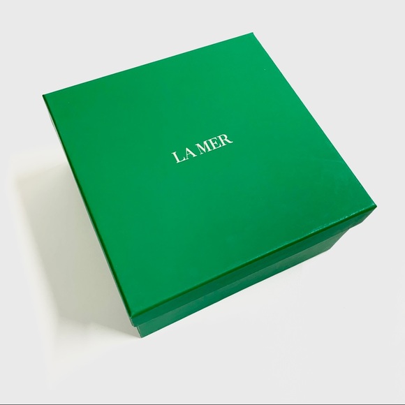 Beauty & Skincare Trunk Set - Picture 7 of 11